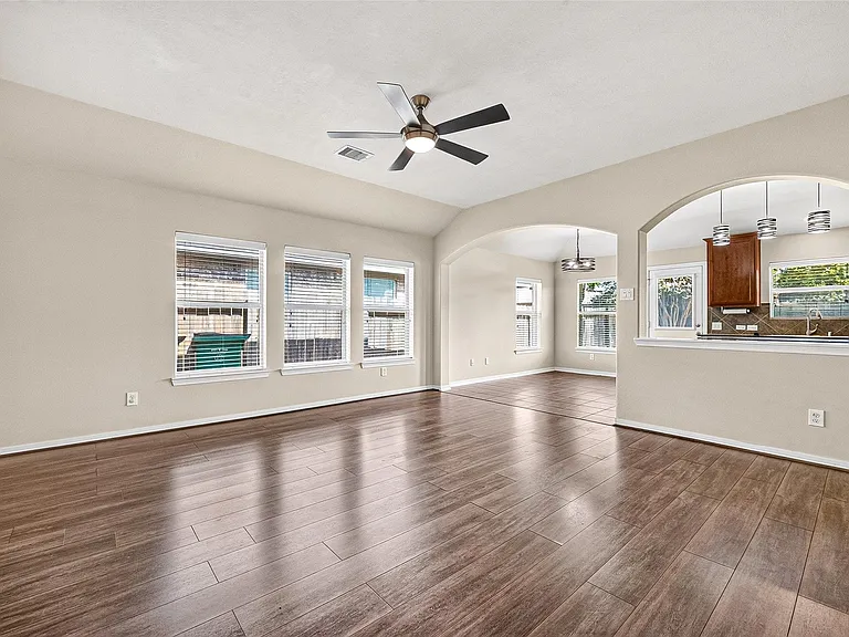26810 Henson Falls Dr — Photo 6