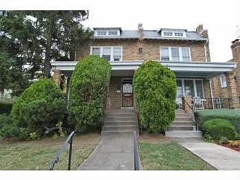 1310 Webster St NE photo 1