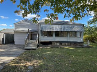 1116 S 9th St, Pekin, IL