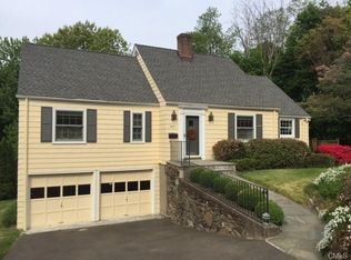 407 Church Hill Rd, Fairfield, CT 06825