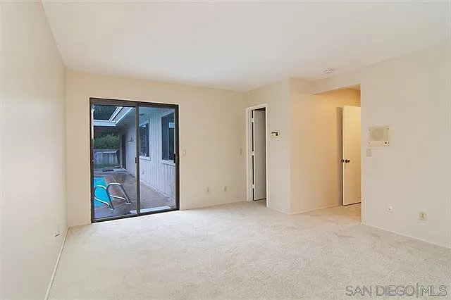 5805 Honors Dr — Photo 16