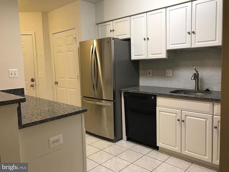 1st image of 315 Eagle Landing Ct #315B