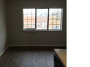 7550 Louise Ave, Jenison, MI 49428