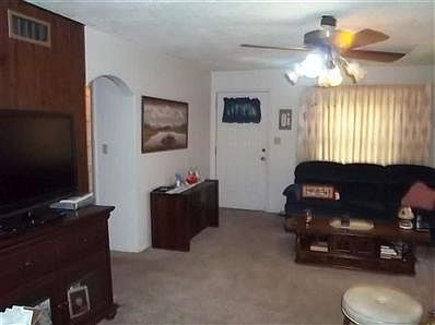 4th image of 920 W E St #W