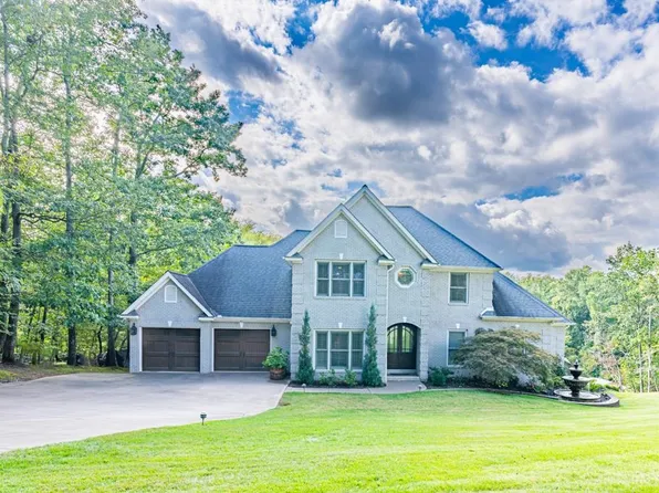 365 Mill Stream Trl, Muscle Shoals, AL 35661