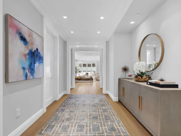 40 East 72nd Street image 11 of 17