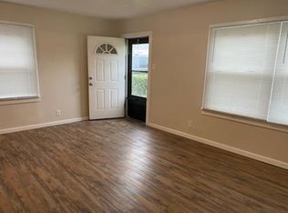 357 Mueller Ave, Saint Louis, MO 63135