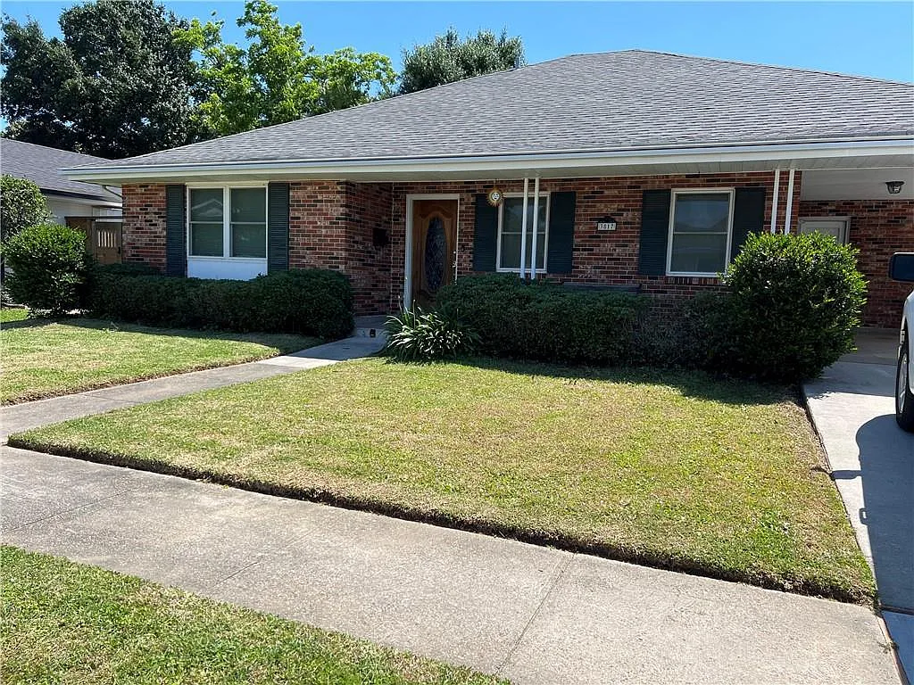 3 bed, 2000 sqft, $3,000 — Photo 2