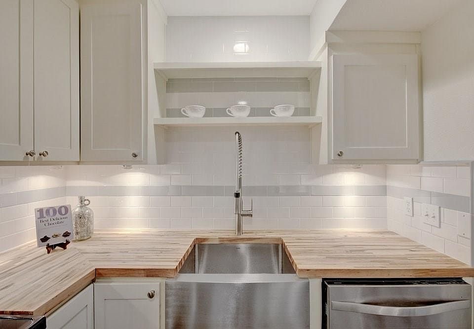 1st image of 2124 Burton Dr APT 119
