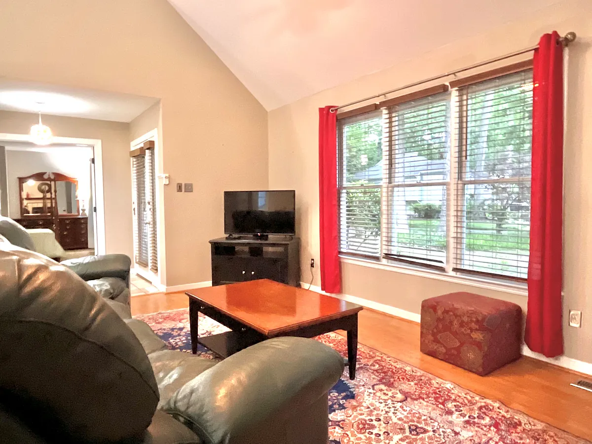 Building Photo - 14410 Woods Walk Ct