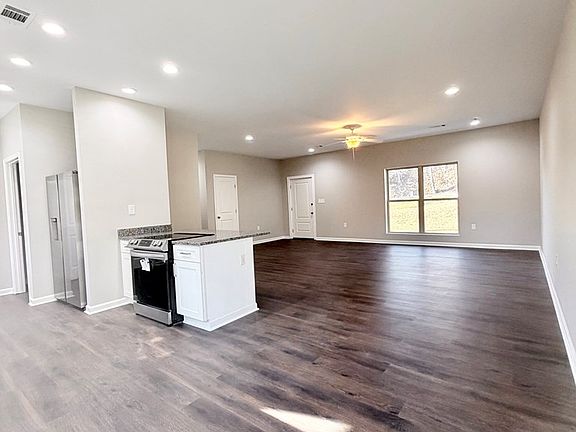 3rd image of 551 Butter And Egg Rd