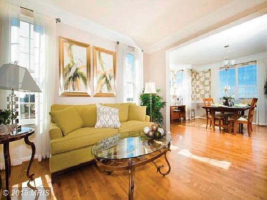 3rd image of 625 Bridle Creek Ct