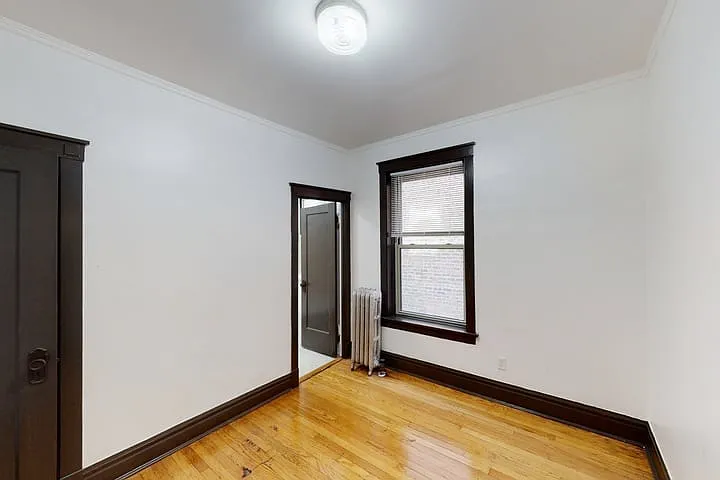 5429 S Woodlawn Ave — Photo 12