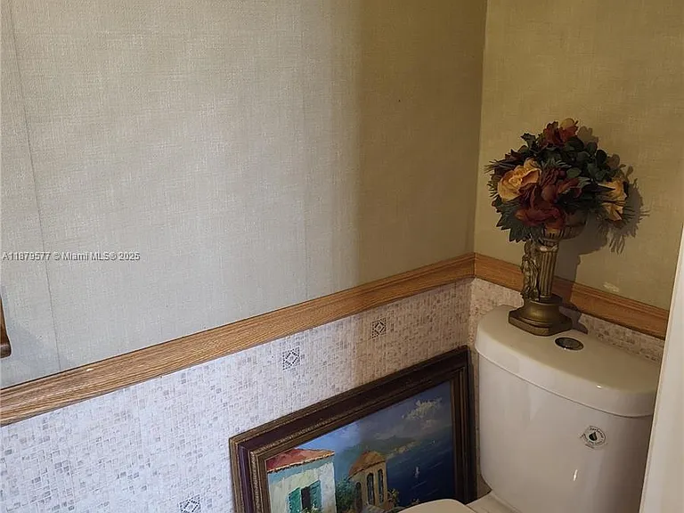 820 NE 212th Ter #6 — Photo 36