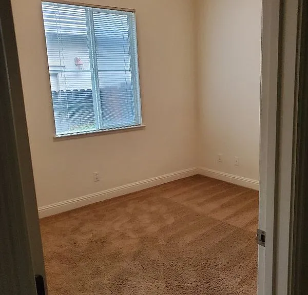 1004 Hildebrand Cir — Photo 26