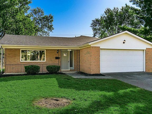 4th image of 4718 Manitoba Ct