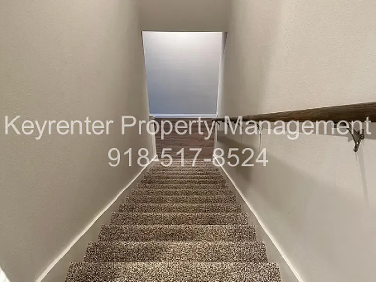 3117 Stonewall Dr — Photo 10