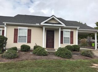 415 Elders Pond Cir, Columbia, SC 29229