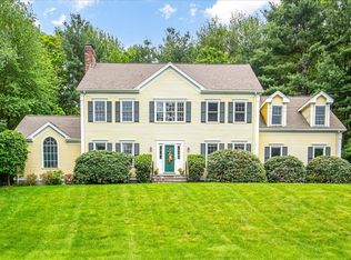17 Bridle Path, Walpole, MA 02081