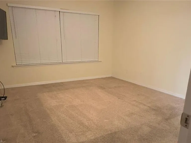 23611 Alamanda Dr #202 — Photo 9