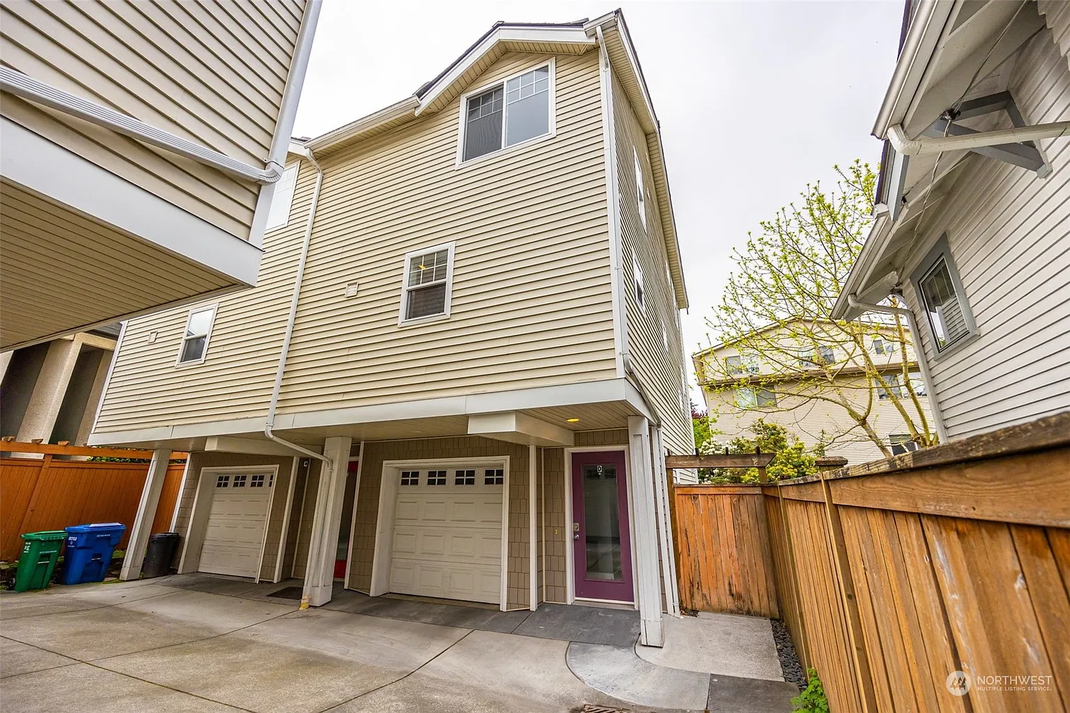 6561 5th Avenue NE #D photo 1