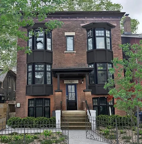 216 Seaton St Photo 1