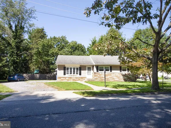 210 Girard Rd S, Glassboro, NJ 08028