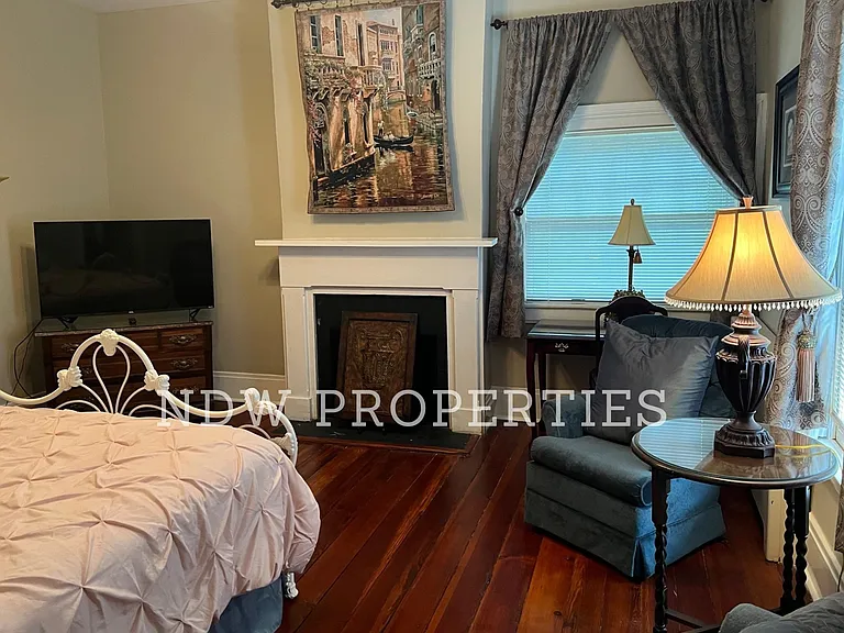 600 Nash St NE — Photo 13