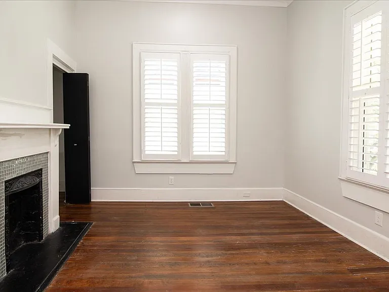 1755 Lyle Ave — Photo 8