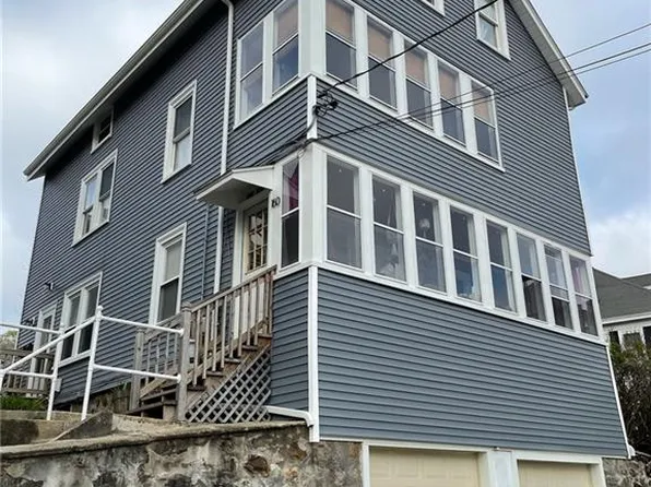 160 Morton Ave, Woonsocket, RI 02895