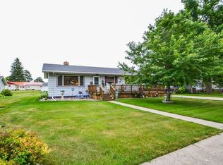 409 1st Ave SE, Steele, ND 58482