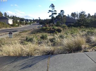 37 Fawn View Ln, Florence, OR 97439