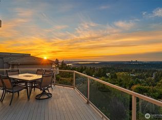 14100 SE 44th St, Bellevue, WA 98006