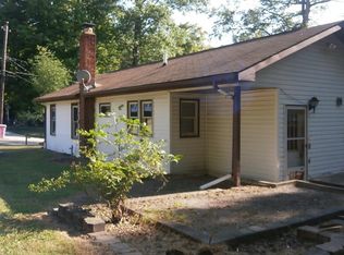 136 Turner Dr, Chardon, OH 44024