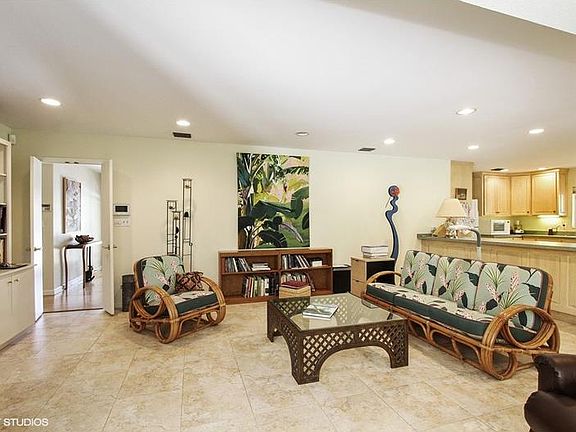 5th image of 4215 W Beach Park Dr
