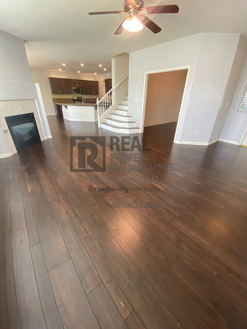 4 bed, 3.0 bath, 2256 sqft, $2,900 — Photo 4
