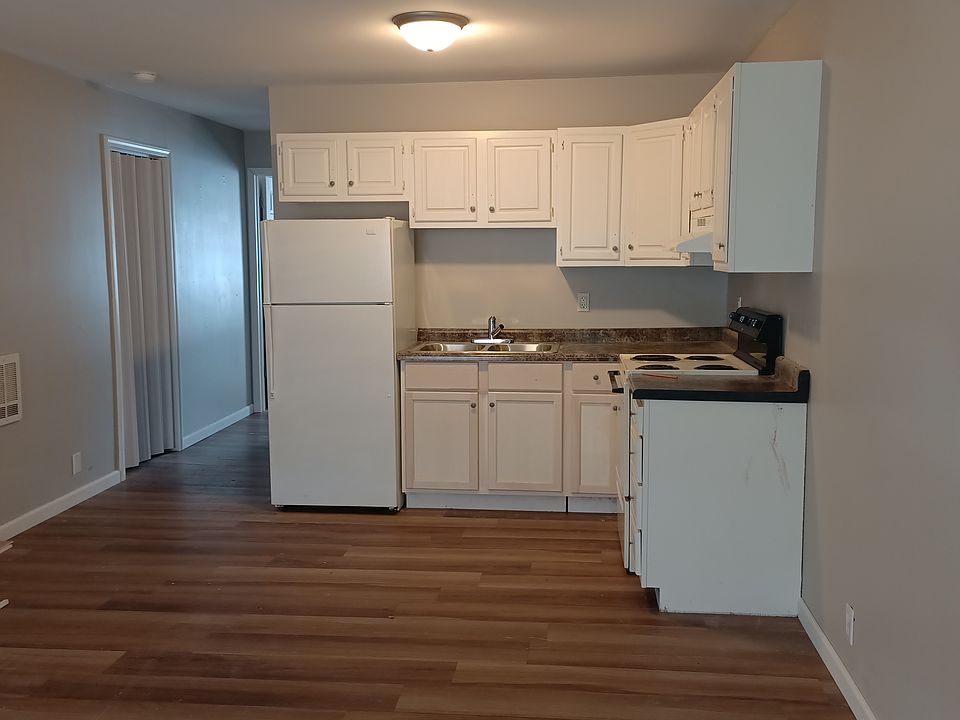 1st image of 1010 S 14th St #9