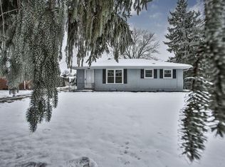 1052 Lynwood Ave, Circleville, OH 43113