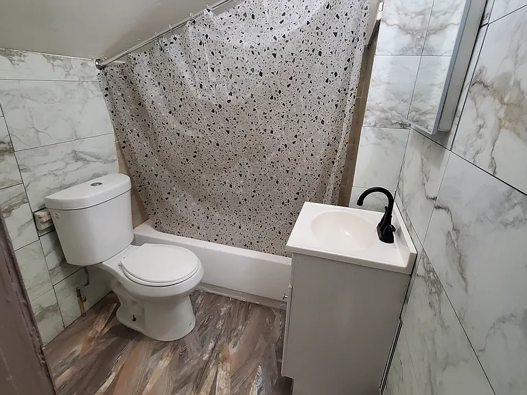 6609 Saint Louis Ave — Photo 21