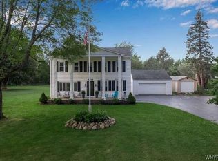 6628 Boston State Rd, Hamburg, NY 14075