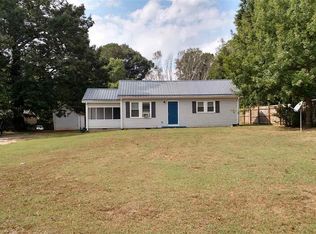 252 7th St SW, Taylorsville, NC 28681