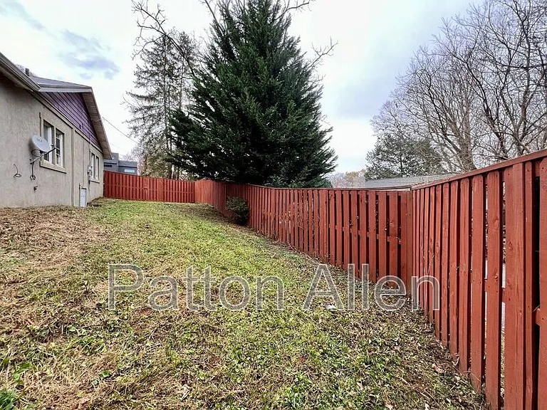 1 Middlemont Ave — Photo 25
