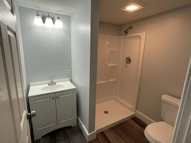 12 Scrimgeour Rd #1 — Photo 8