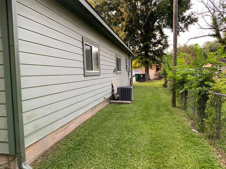 3006 Bolt St #A — Photo 7