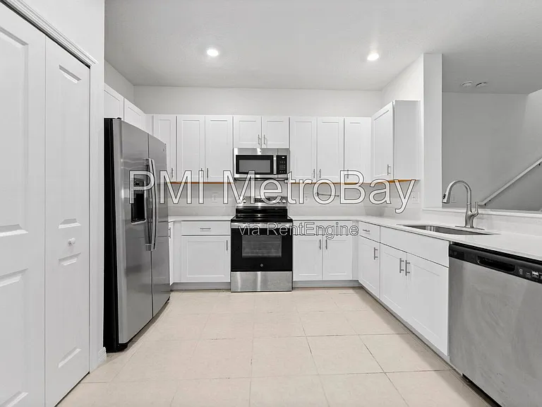 5137 Benjamin Eric St — Photo 7