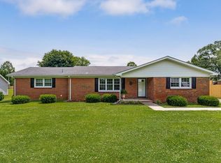 206 Moss Dr, McMinnville, TN 37110