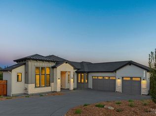 3720 Lakebriar Pl, Santa Rosa, CA 95403