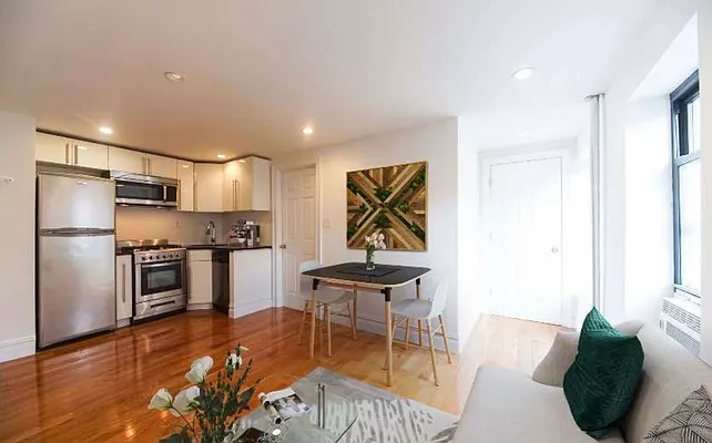 Rented by Platinum Properties | media 15