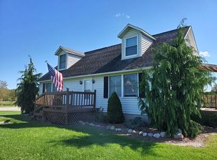 6655 Arnold Rd, Cottrellville, MI 48039