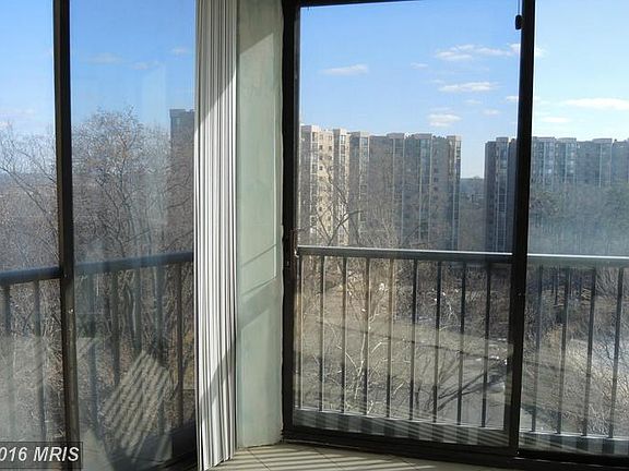 4th image of 5901 Mount Eagle Dr APT 816